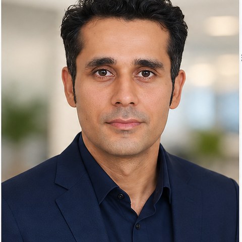 Karan Bhatia - Founder, ApplyRERA